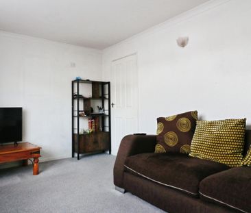 Hinksey Close, Langley - Photo 5