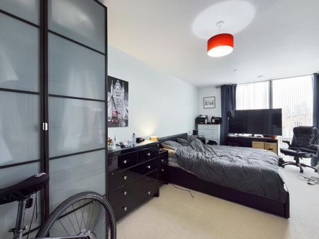 1 bedroom flat to rent - Photo 3