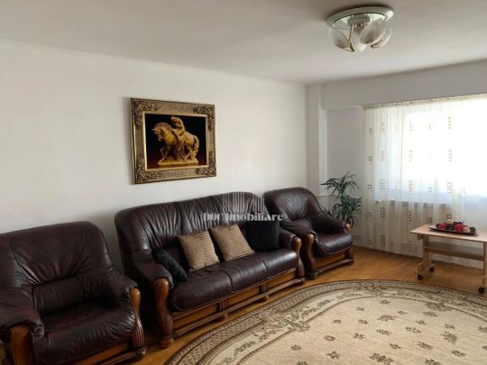 Inchiriere apartament 3 camere Unirii I Tineretului | metrou - Fotografie 1