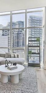 High-End 2Bdr Loft in Downtown – Huge Windows & Modern Elegance! - Photo 3