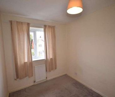 Pettingrew Close, Walnut Tree, Milton Keynes, Buckinghamshire, MK7 - Photo 4