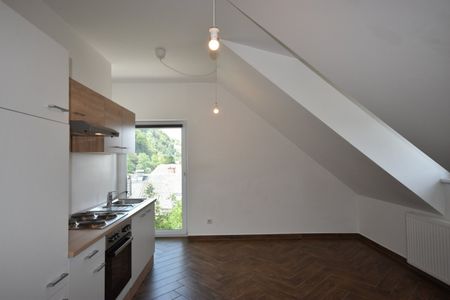 "GRÖDIG - Moderne und gemütliche 2 Zimmer Dachgeschosswohnung" - Foto 2