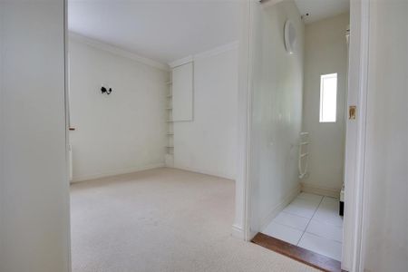 2 bedroom detached house to rent - Photo 4
