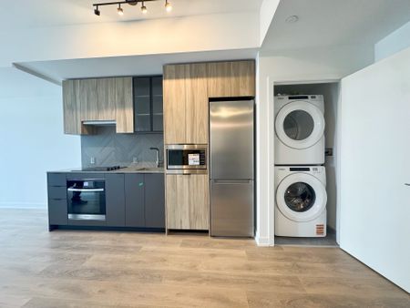 For Lease - 1037 The Queensway N/A Unit# 526, Toronto, Ontario - Photo 5