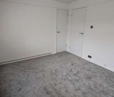 Queens Way, Ringwood, BH24 - Photo 4