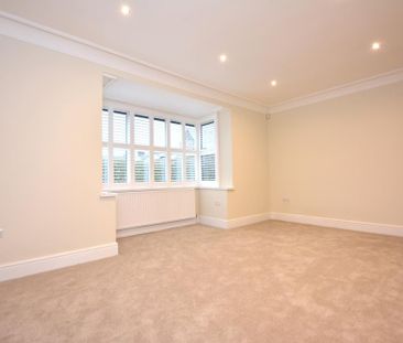 3 bedroom detached house to rent - Photo 2