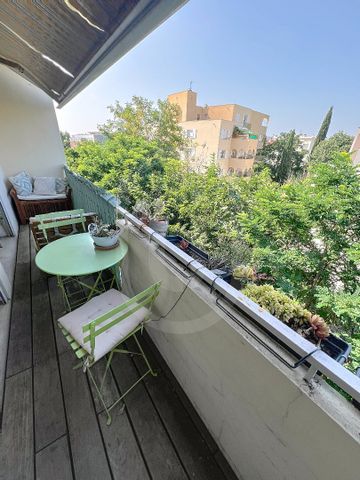 Location Appartement 3 pièces 66m² MONTPELLIER 34000 - Photo 3