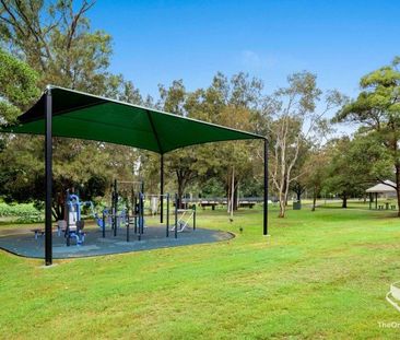 LUXURY 2 BED + STUDY APARTMENT IN PRIME CARINDALE LOCATION - Photo 5