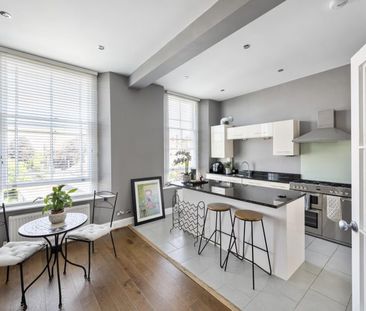 2 Bed Flat - Photo 6