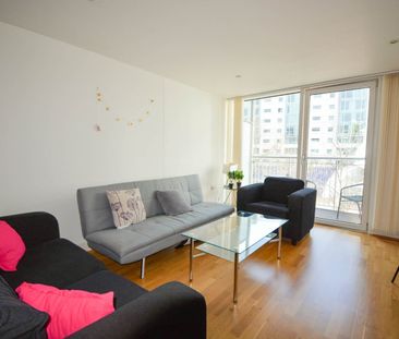 1 Bed Flat, Empire Square, SE1 - Photo 1