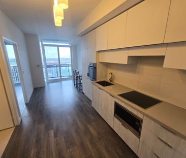 For Lease - 8 Eglinton Avenue East Suite 4209 Avenue Unit# 9, Toron... - Photo 5