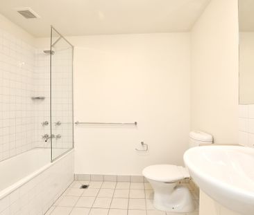 203/60 Speakmen Street, Kensington - Photo 2