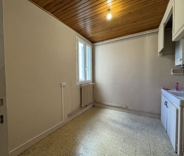 Location Appartement 3 pièces 64m² NARBONNE 11100 - Photo 5