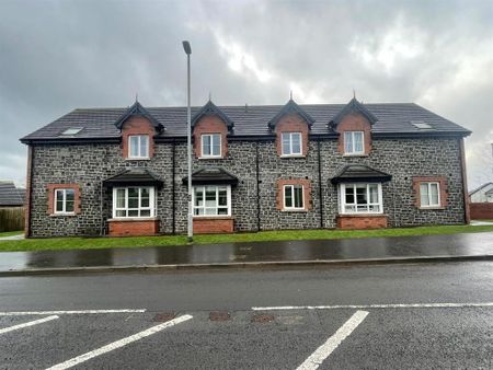 6 Ballyveigh Brae, Ballygore Road, Antrim, BT41 2GW - Photo 2