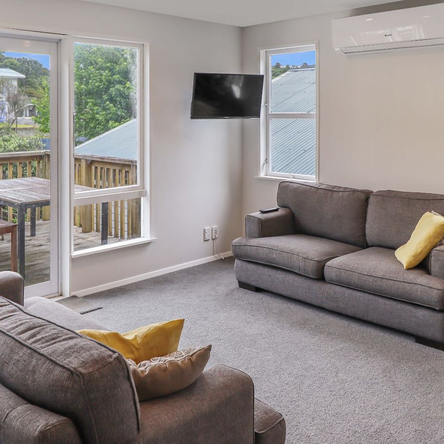 Stokes Valley Living - Photo 1