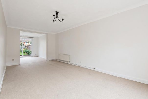 2 bedroom terraced house to rent - Photo 1