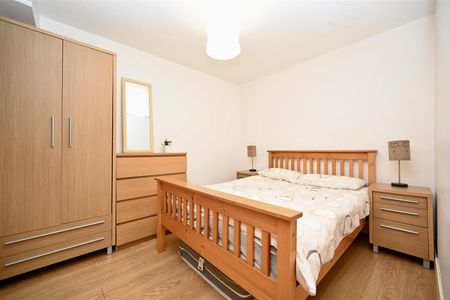 Apt 2 Winter Gardens 34 Alfred Street, Belfast, BT2 8EP - Photo 4