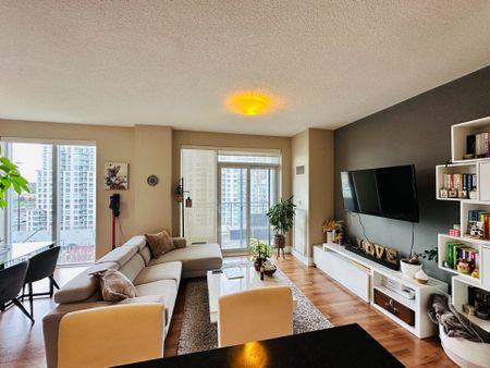 For Lease - 58 Marine Parade Drive, Toronto, Ontario - Photo 2