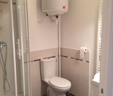 T1 BIS - RUE VICTOR HUGO - 34 m² - Photo 4