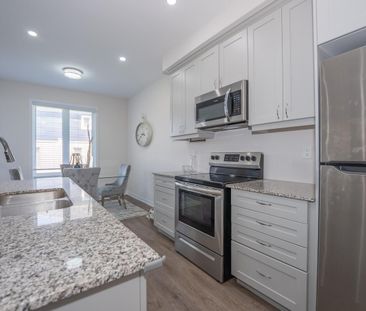 For Lease - 73 Forestwalk Street, Kitchener, Ontario - Photo 2