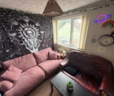 77 O'Neill Avenue, Newry, BT34 2DY - Photo 2