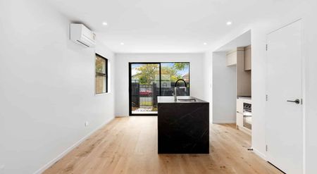 Convenience and Comfort Awaits! - Photo 3