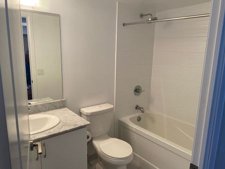 For Lease - 370 Highway 7 Avenue Unit# 523, Richmond Hill, Ontario - Photo 2