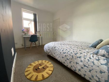3 bedroom terraced house to rent - Photo 5