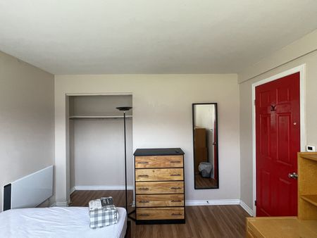 4-64 Woodstone Crescent, Kingston, ON K7M 6K9 - Photo 2