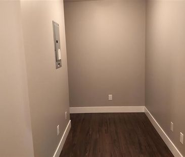 Condo Near Shops & Entertainment! - Photo 2