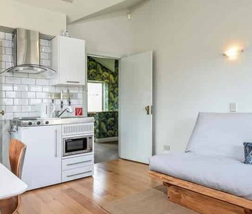 Fully Furnished Apartment! - Photo 1