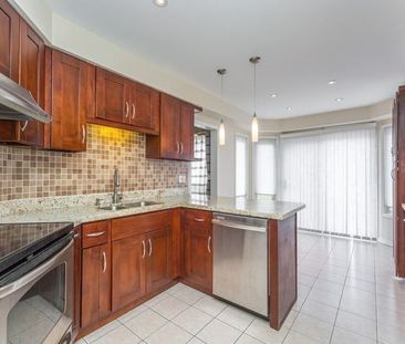 For Lease - 39 Florentine Crescent, Richmond Hill, Ontario - Photo 3