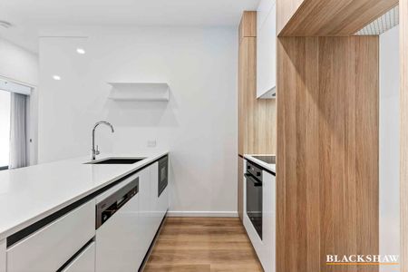 Stylish Apartment in ‘Renaissance’ Walk to Manuka Dining &... - Photo 3