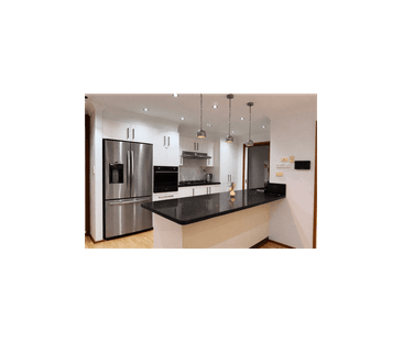 Fully Refurbished Home with "Solar System & Battery" – Rare Opportu... - Photo 4