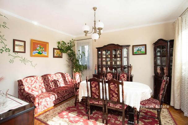 Przestronny dom z ogrodem, blisko komunikacji - Photo 1