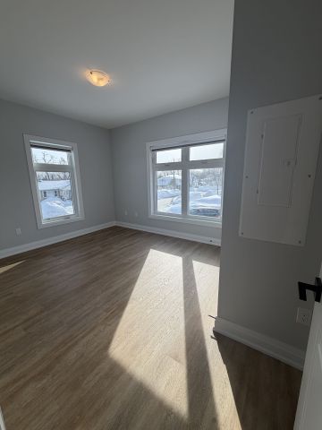 For Lease - 60 Donald Street Unit# 204, Barrie, Ontario - Photo 2