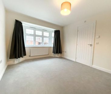 4 bedroom detached house to rent - Photo 6