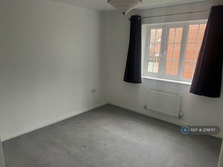 4 bedroom detached house to rent - Photo 5