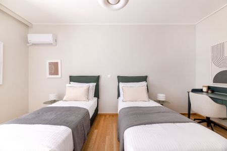 Roomy 3BR Apartment in Marousi - Φωτογραφία 5