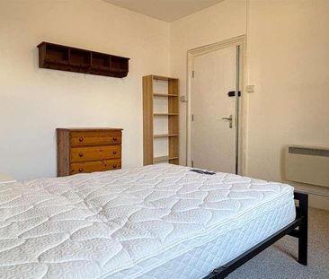 Malvern Road, London, NW6 - Photo 4