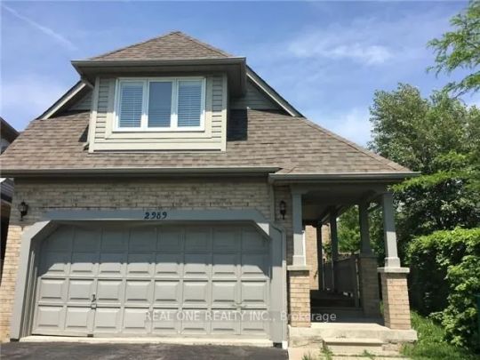 Detached Home For Lease | W9048314 - Photo 1