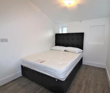 5 bedroom terraced house to rent - Photo 6