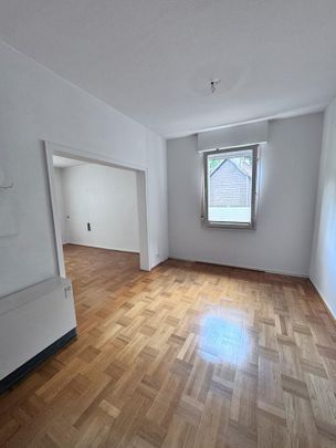 Gut geschnittene 3 Zimmerwohnung mit Terrasse in Radevormwald-Dahlhausen zu vermieten - Foto 1