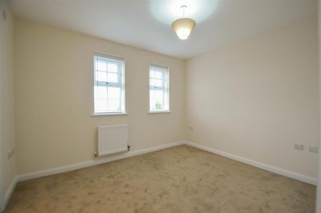 4 bedroom townhouse to rent - Photo 5