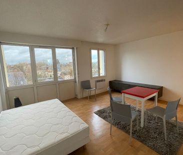 Location Appartement 1 pièce 31m² - Photo 3