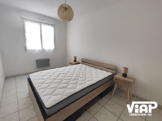 T2 MEUBLE PROCHE PLACE DES CARMES - Photo 1