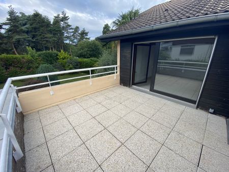 Location Appartement 3 pièces 61m² THONON LES BAINS 74200 - Photo 5