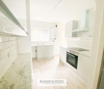 2 bedroom semi-detached house to rent - Photo 4