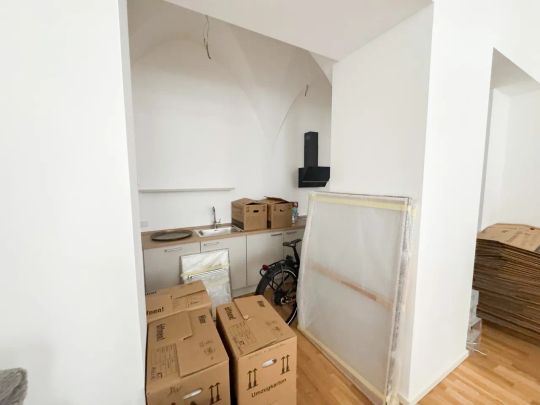 Elegantes Wohnen im historischen Kloster - Stilvolle 2 Zimmerwohnung mit Terrasse! - Photo 1