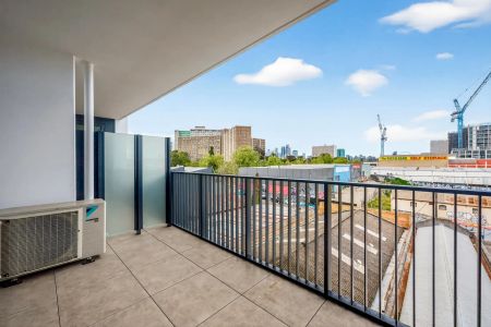 Brand New Living in the Heart of North Melbourne - Photo 5